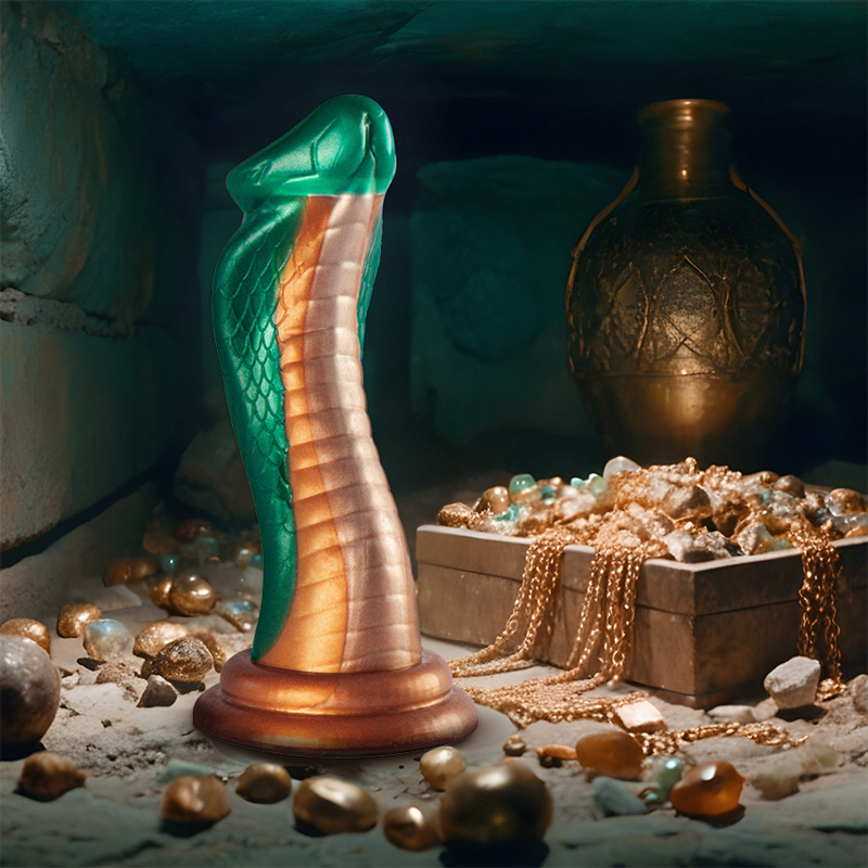 ÉPICO - DILDO DE PITÓN COBRA VERDE