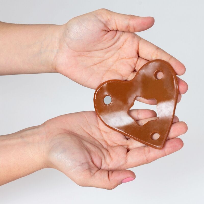 JUEGO SECRETO - TANGA DE GOMA DE CHOCOLATE