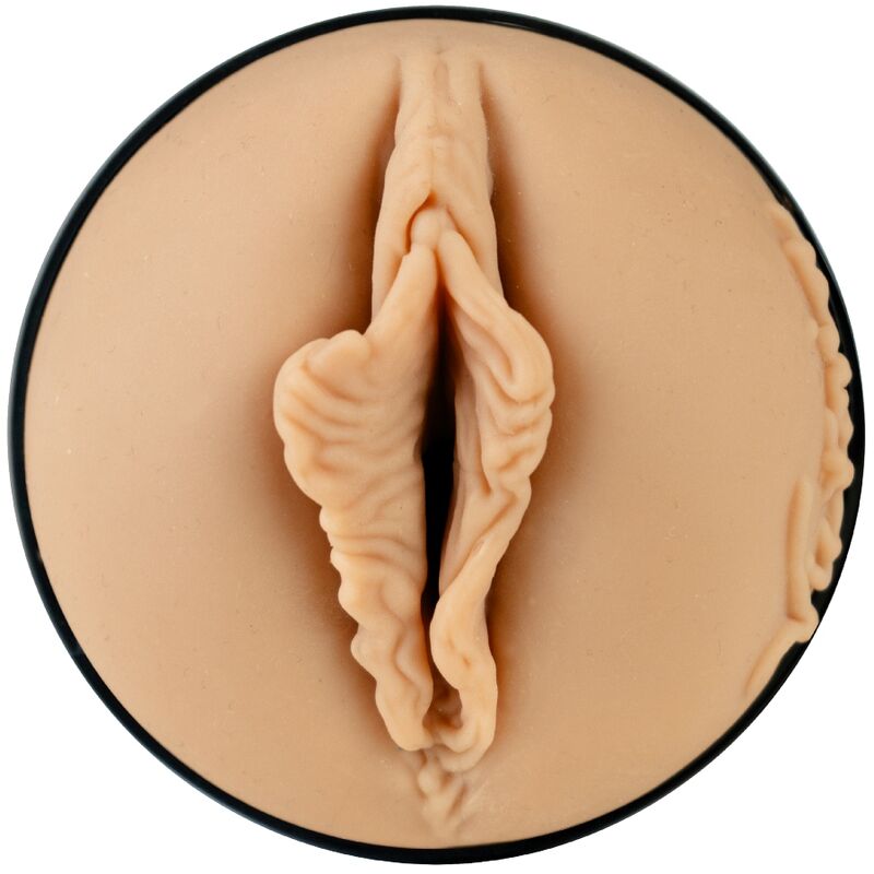 KIIROO - SIENTE A VICTORIA JUNE MASTURBADORA