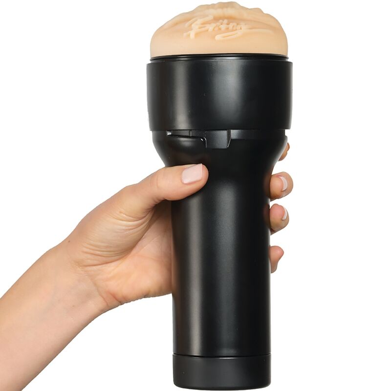 KIIROO - SIENTE A BRITNEY AMBER MASTURBADORA