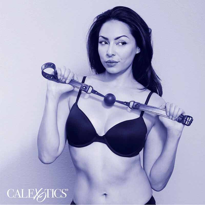 CALEXOTICS - NOCTURNAL MORDAÇA DE BOLA EM SILICONE PRETA