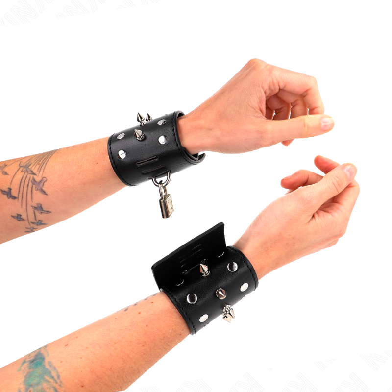KINK - ALGEMAS ESTILO PUNK COM ESPIGAS 25 X 6 CM