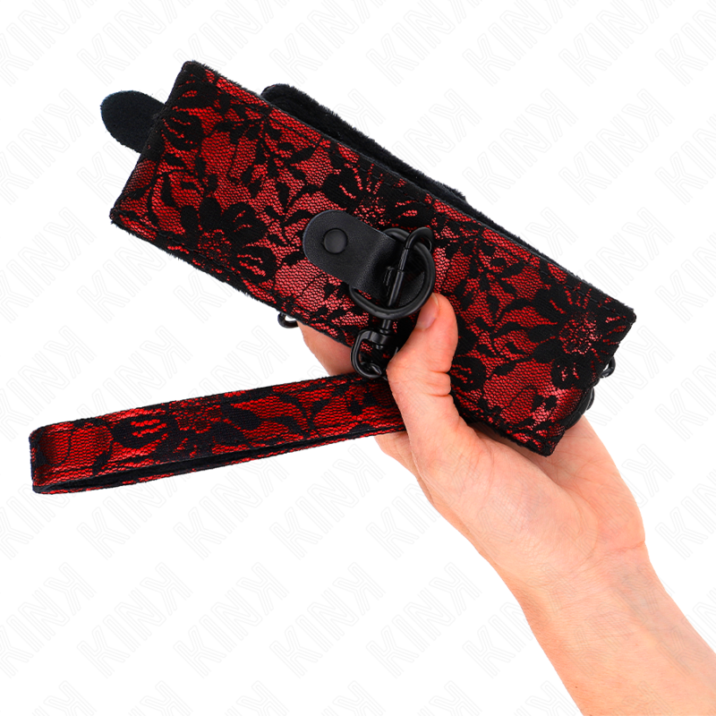 KINK - COLAR COM TRELA 105 CM EM RENDA COM CINTO DE COURO GENUÍNO 44 X 5.5 CM