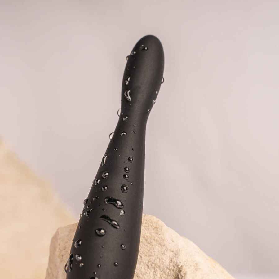 ROCKS-OFF - PETITE SENSATIONS TEAZER PLUG ANAL VIBRADOR PRETO