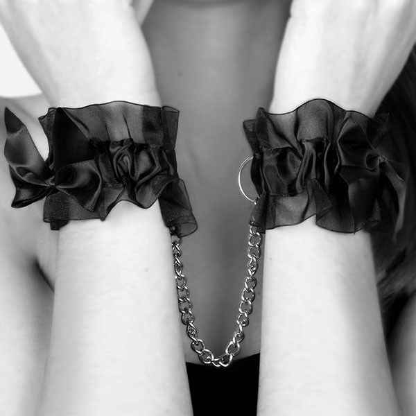 BIJOUX - INDISCRETS FROU FROU ALGEMAS DE ORGANZA