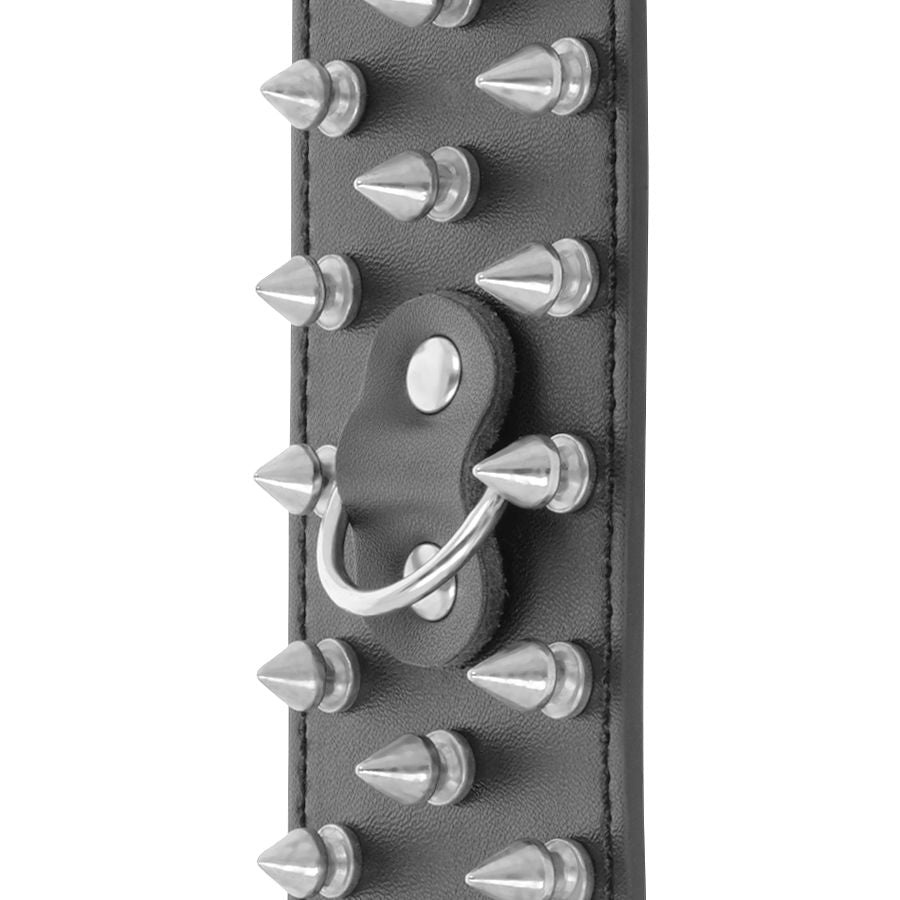 OSCURIDAD - CRÂNIOS E OSSOS ALGEMAS COM PONTOS PRETOS